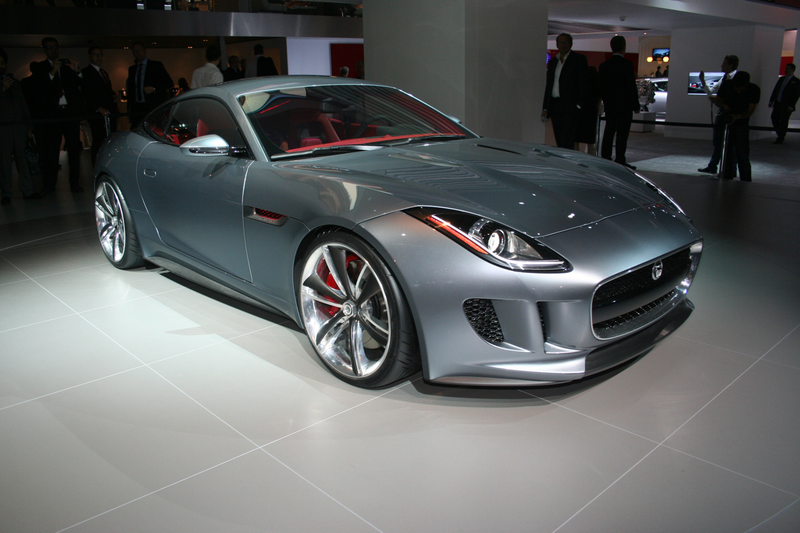 Illustration for article titled Jaguar C-X16 gallery